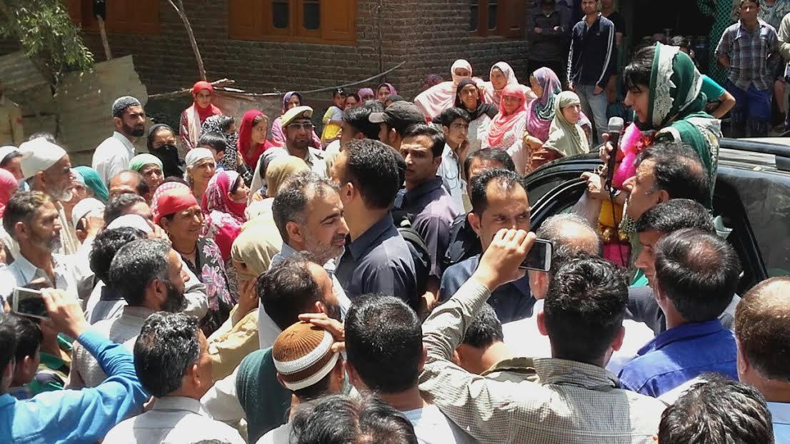 Mehbooba seeks decisive mandate from emancipated voters of Anantnag